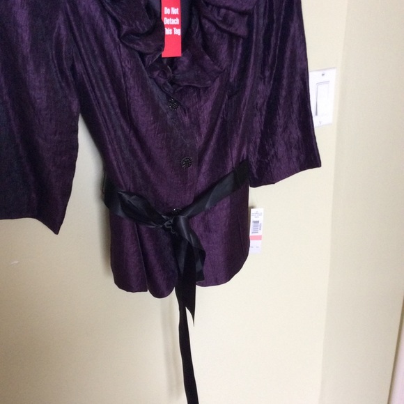 Jacket - Picture 4 of 4